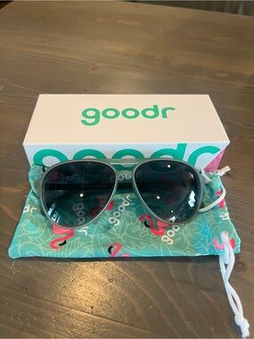 goodr Buzzed on the Tower Aviator Sunglasses